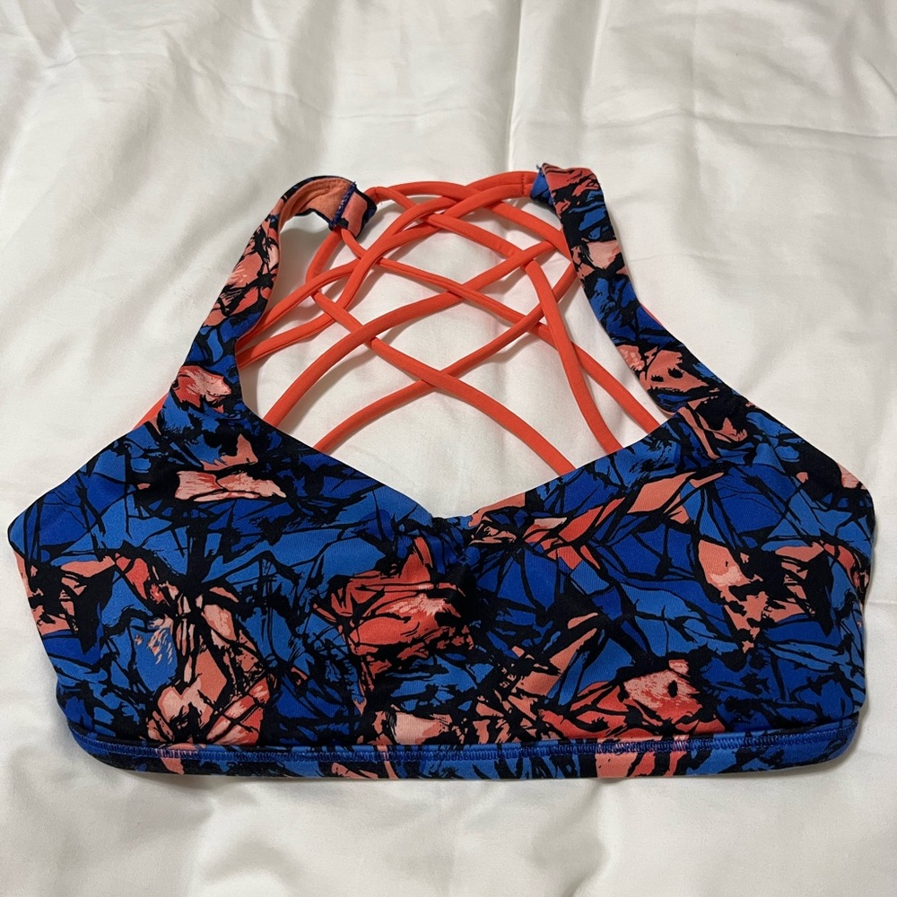 Lululemon Free to Be Wild Bra. Size 4